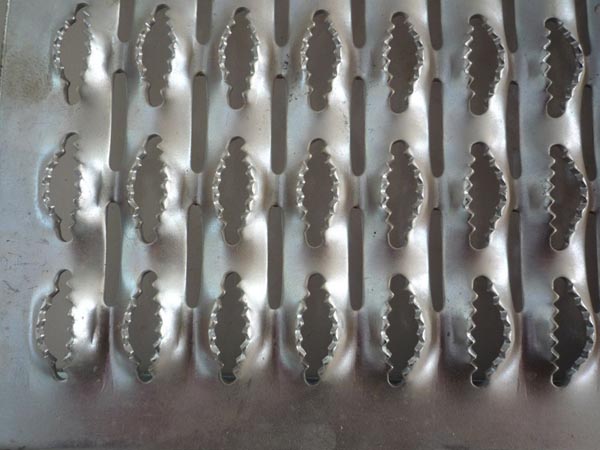 �{�~�������